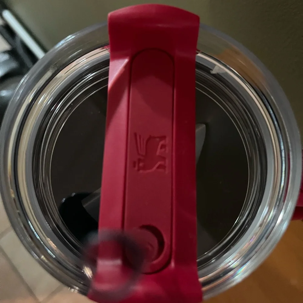 NWT Stanley 40oz ELF Red Delicious w/Sparkles FlowState Quencher Tumbler LtdEd - Picture 5 of 5